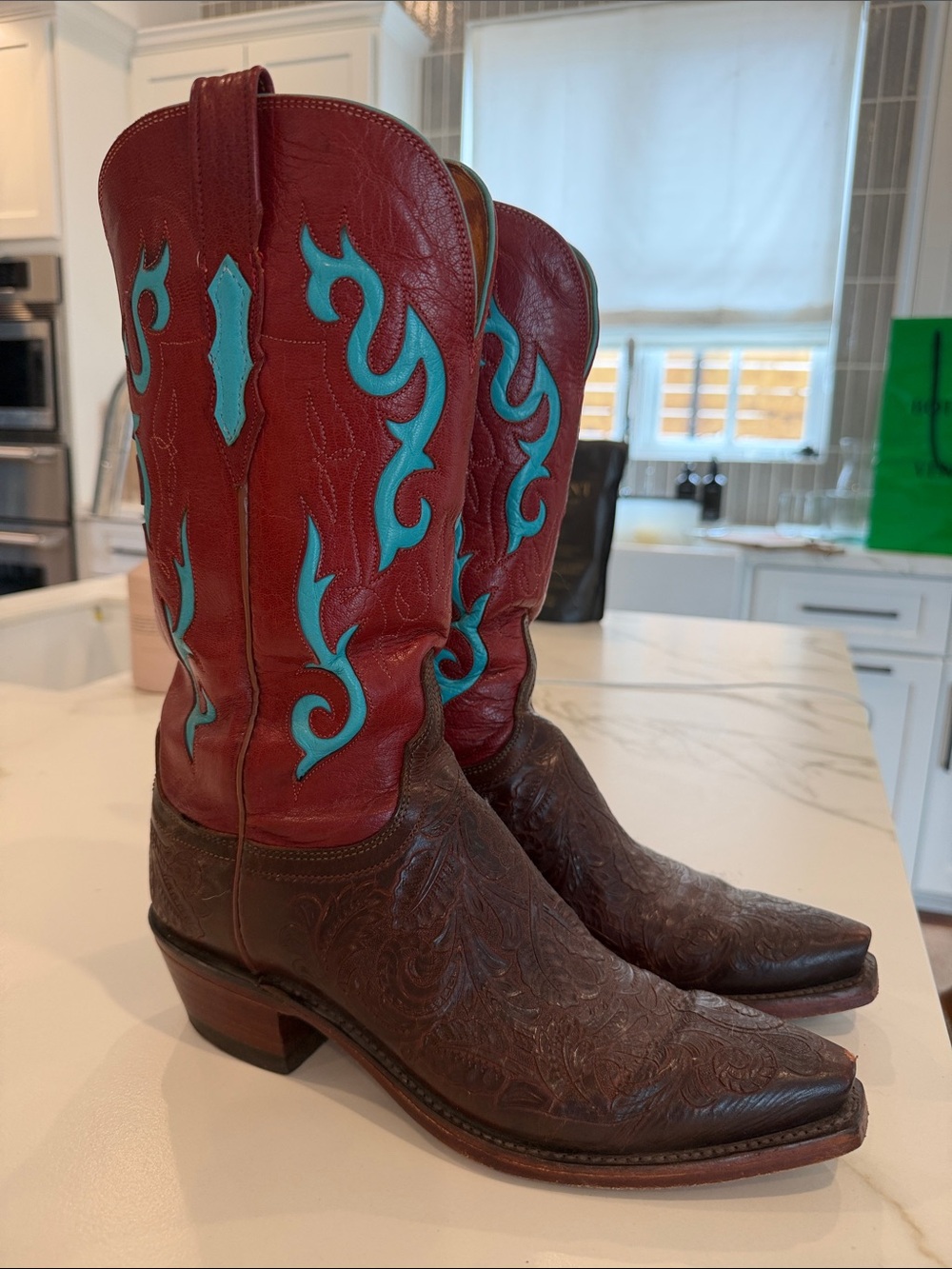 1883 by Lucchese